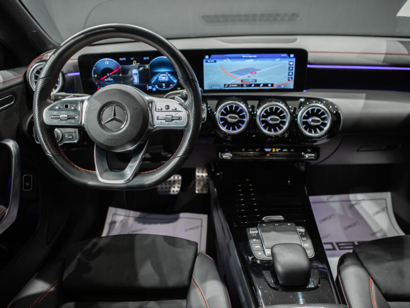 Mercedes-Benz CLA Shooting Brake 200 7G AMG