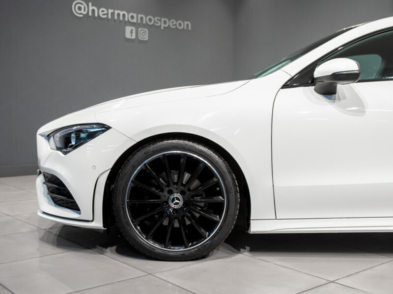 Mercedes-Benz CLA Shooting Brake 200 7G AMG