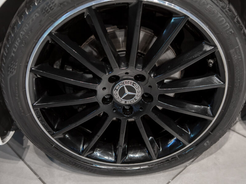 Mercedes-Benz CLA Shooting Brake 200 7G AMG