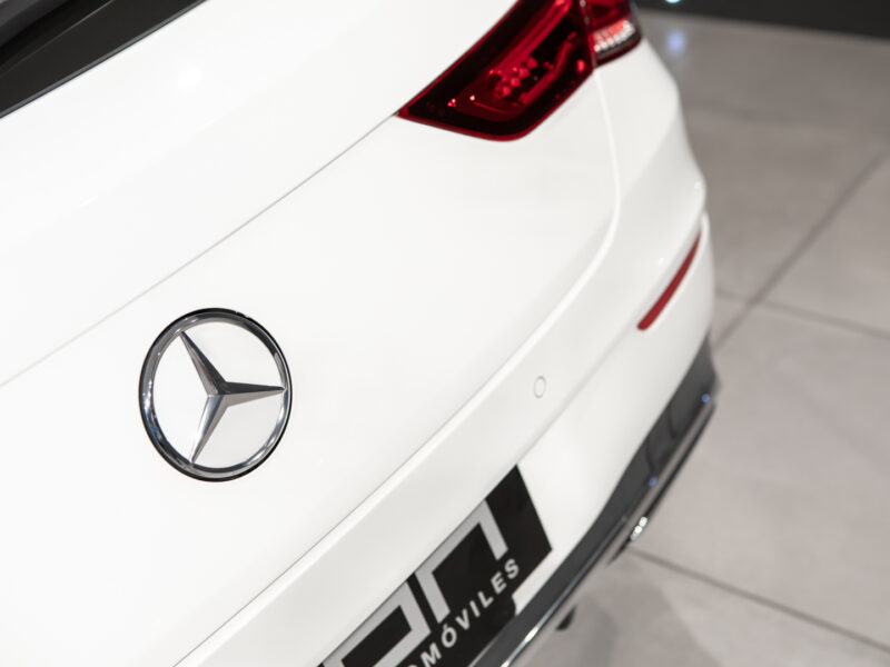 Mercedes-Benz CLA Shooting Brake 200 7G AMG