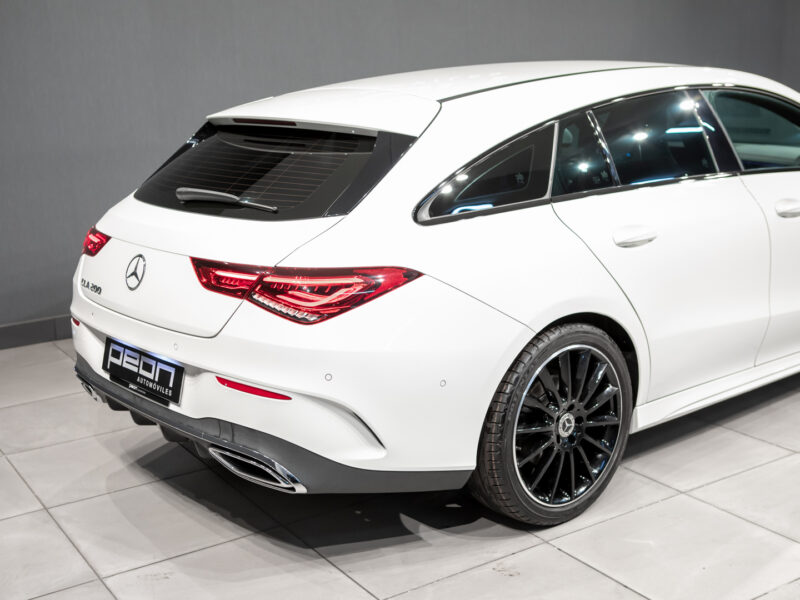 Mercedes-Benz CLA Shooting Brake 200 7G AMG