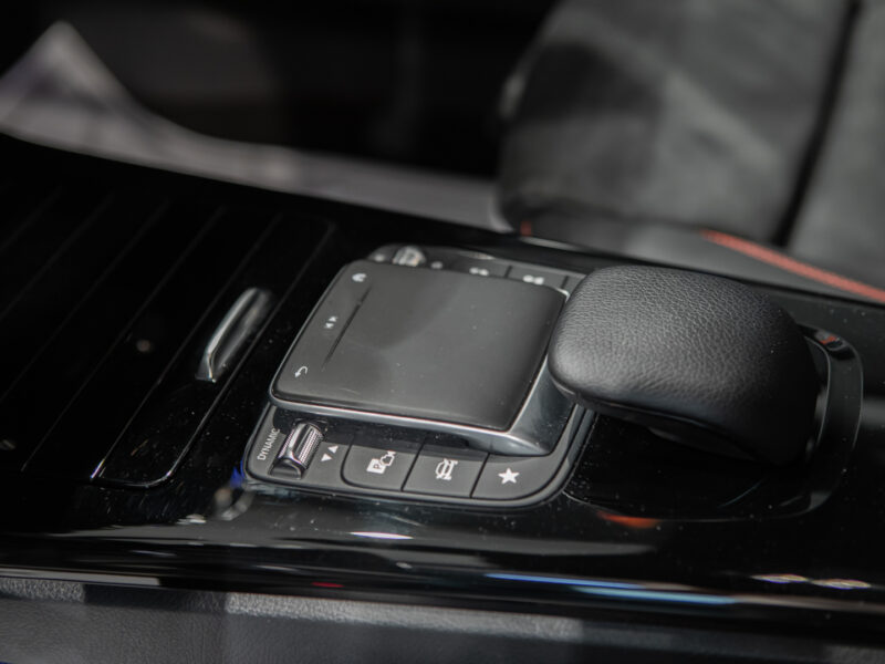 Mercedes-Benz CLA Shooting Brake 200 7G AMG