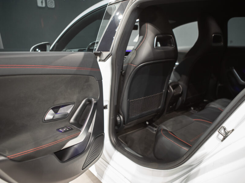 Mercedes-Benz CLA Shooting Brake 200 7G AMG