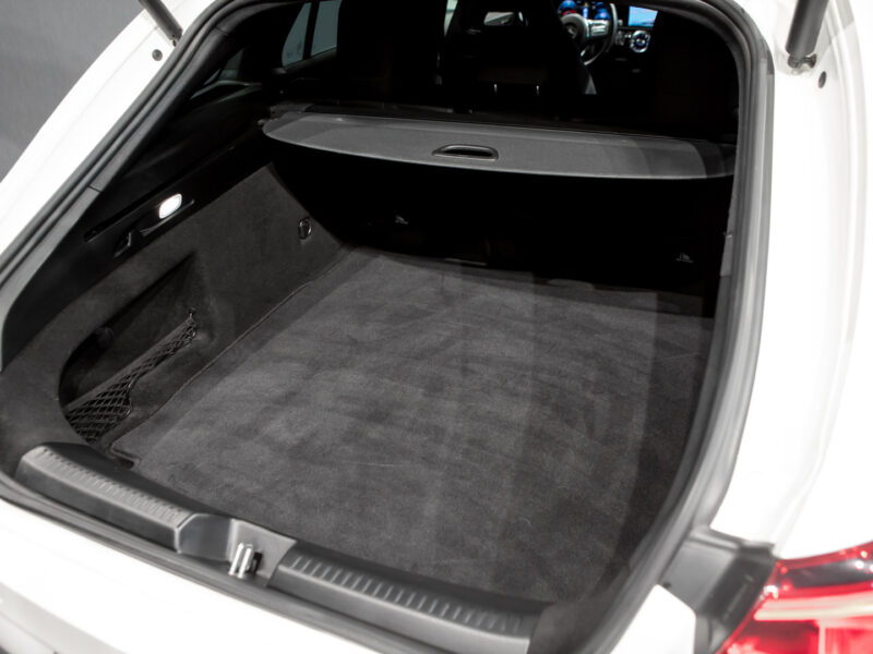 Mercedes-Benz CLA Shooting Brake 200 7G AMG