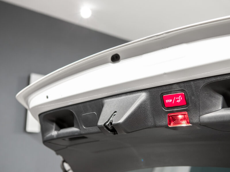 Mercedes-Benz CLA Shooting Brake 200 7G AMG