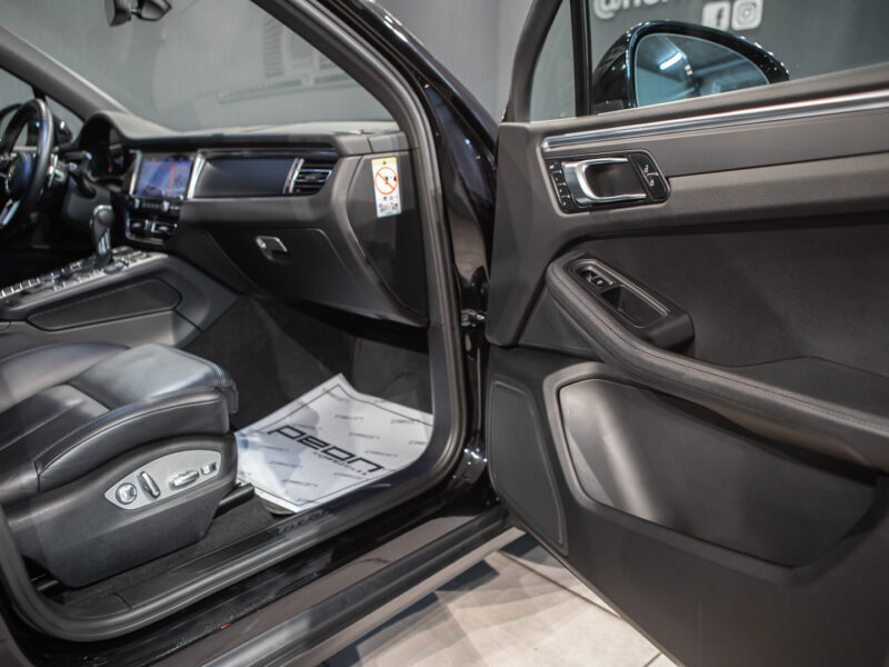 Porsche Macan 5p