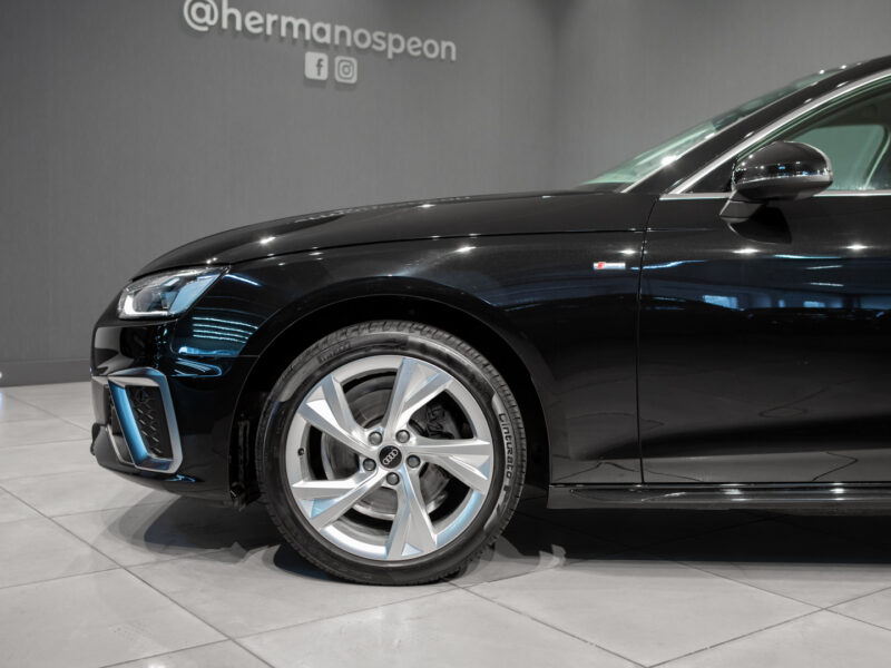 Audi A4 35 TDI S-Line S-Tronic