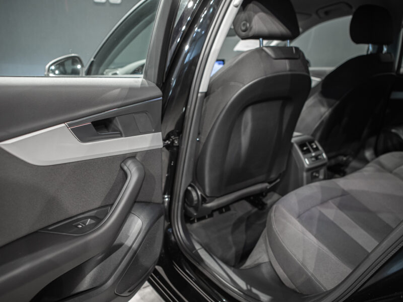 Audi A4 35 TDI S-Line S-Tronic