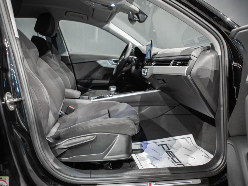 Audi A4 35 TDI S-Line S-Tronic