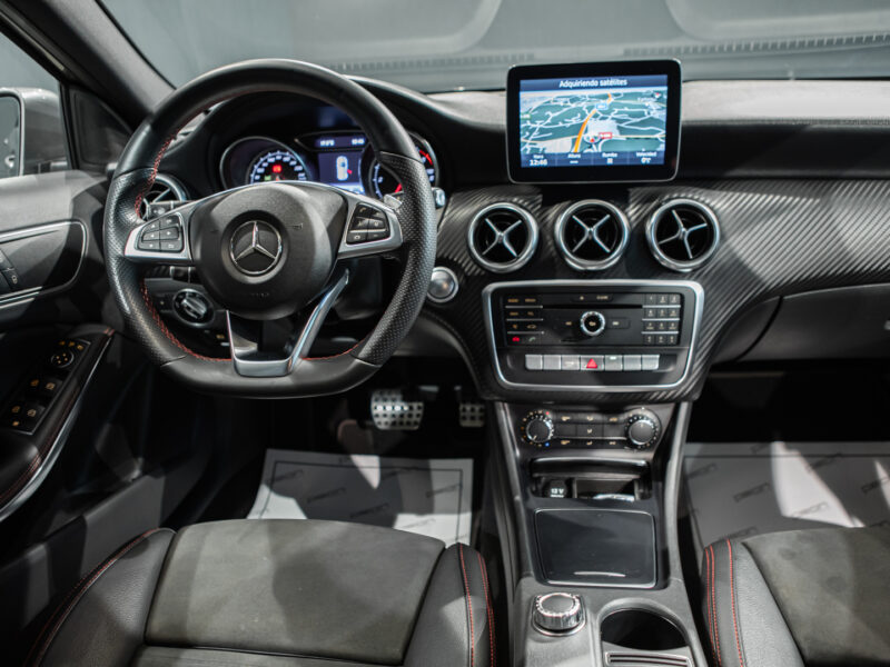 Mercedes-Benz A 200d 7G AMG