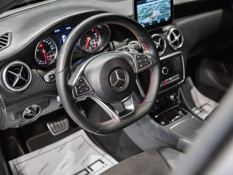 Mercedes-Benz A 200d 7G AMG