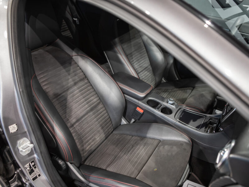 Mercedes-Benz A 200d 7G AMG