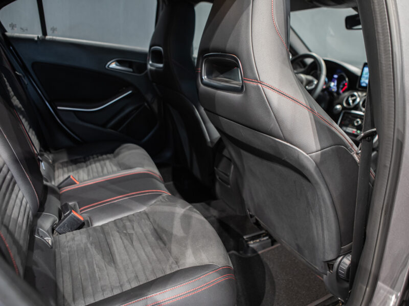 Mercedes-Benz A 200d 7G AMG