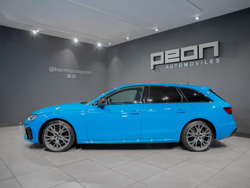 Audi A4 Avant 35 TDI Black Line S-T