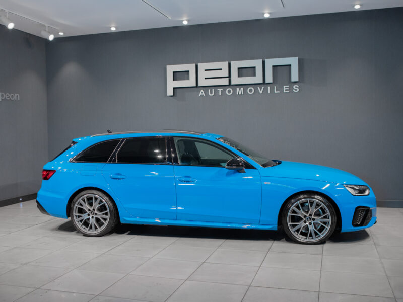 Audi A4 Avant 35 TDI Black Line S-T