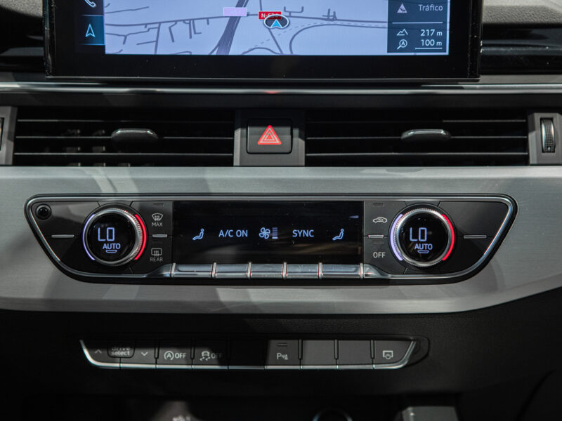 Audi A4 Avant 35 TDI Black Line S-T