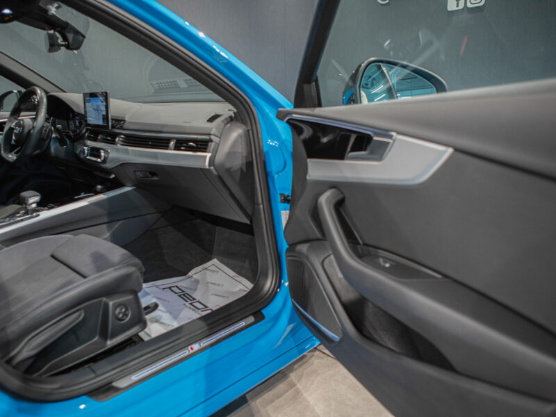 Audi A4 Avant 35 TDI Black Line S-T