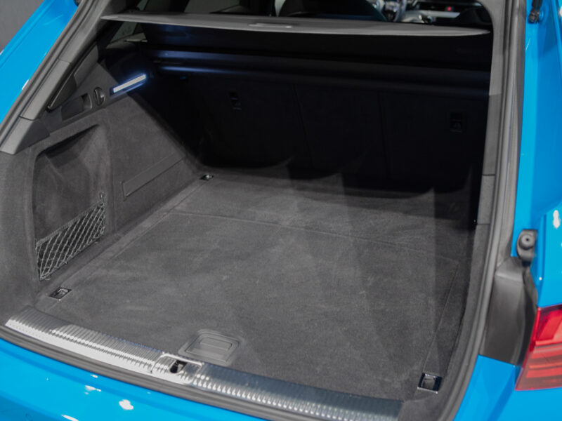 Audi A4 Avant 35 TDI Black Line S-T