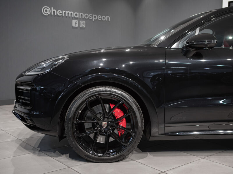 Porsche Cayenne Coupe GTS