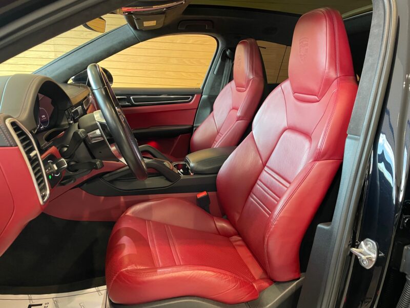 Porsche Cayenne Coupe GTS