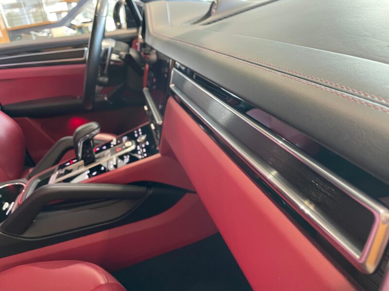 Porsche Cayenne Coupe GTS