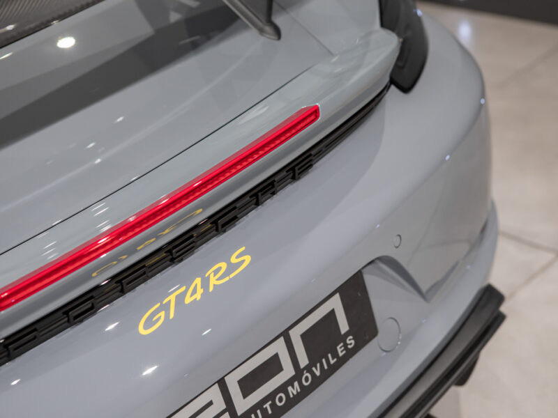 Porsche 718 Cayman GT4 RS