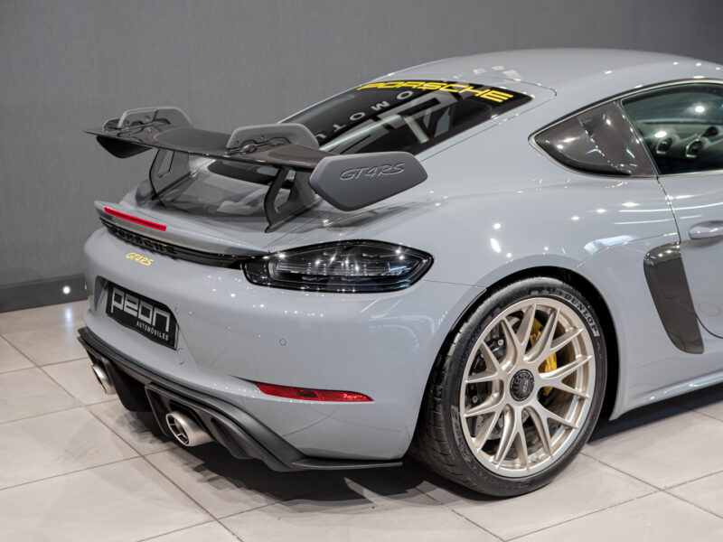 Porsche 718 Cayman GT4 RS