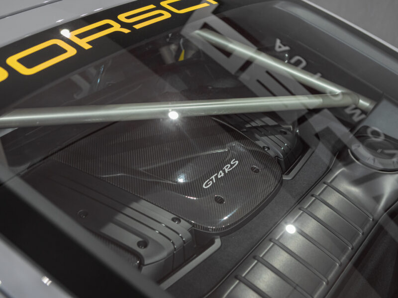 Porsche 718 Cayman GT4 RS