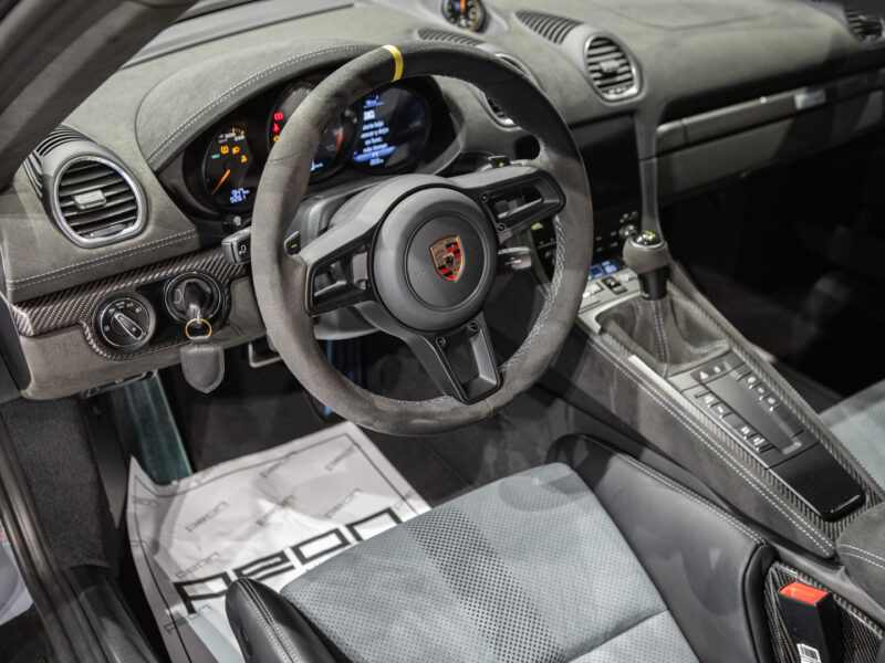 Porsche 718 Cayman GT4 RS
