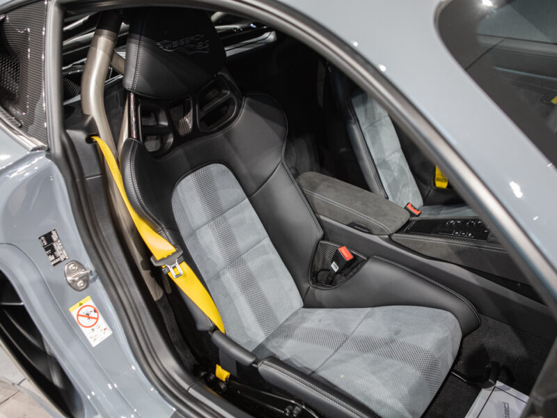 Porsche 718 Cayman GT4 RS