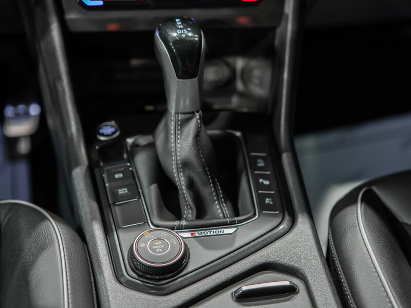VW TIGUAN 2.0 TDI DSG7 4M R-Line