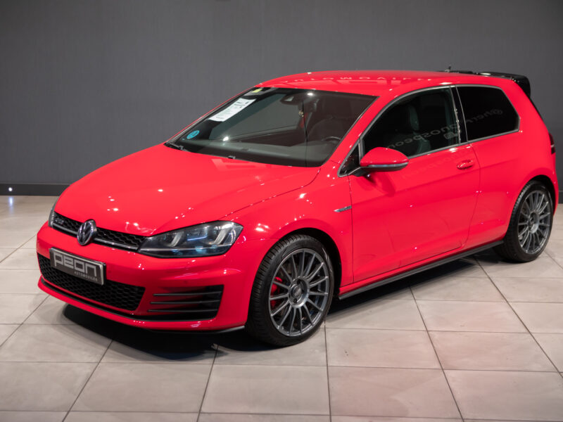 Volkswagen Golf VII GTD 3p