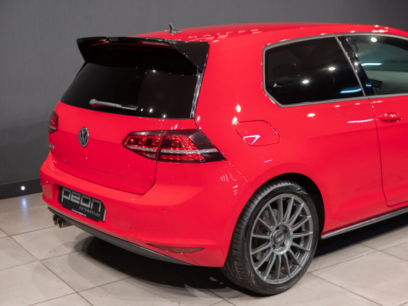 Volkswagen Golf VII GTD 3p