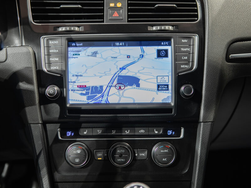 Volkswagen Golf VII GTD 3p