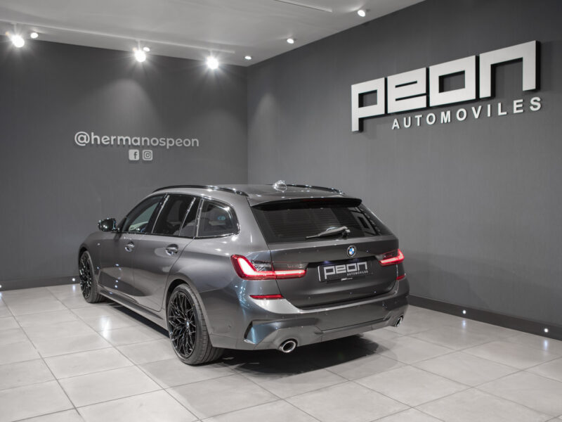 BMW 320d Touring xDrive M-Sport