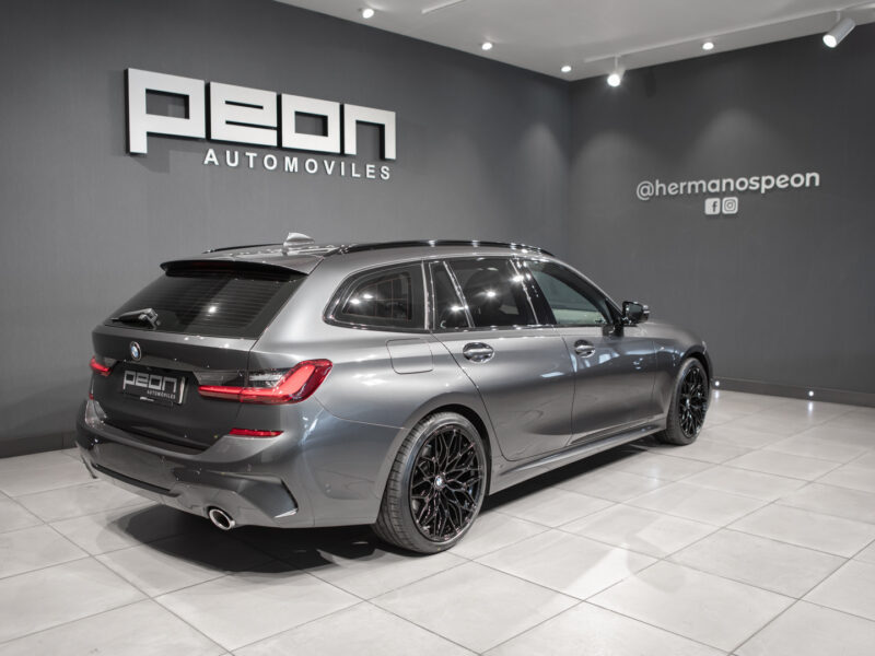 BMW 320d Touring xDrive M-Sport