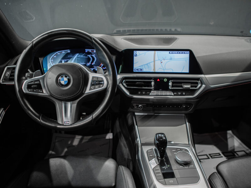 BMW 320d Touring xDrive M-Sport
