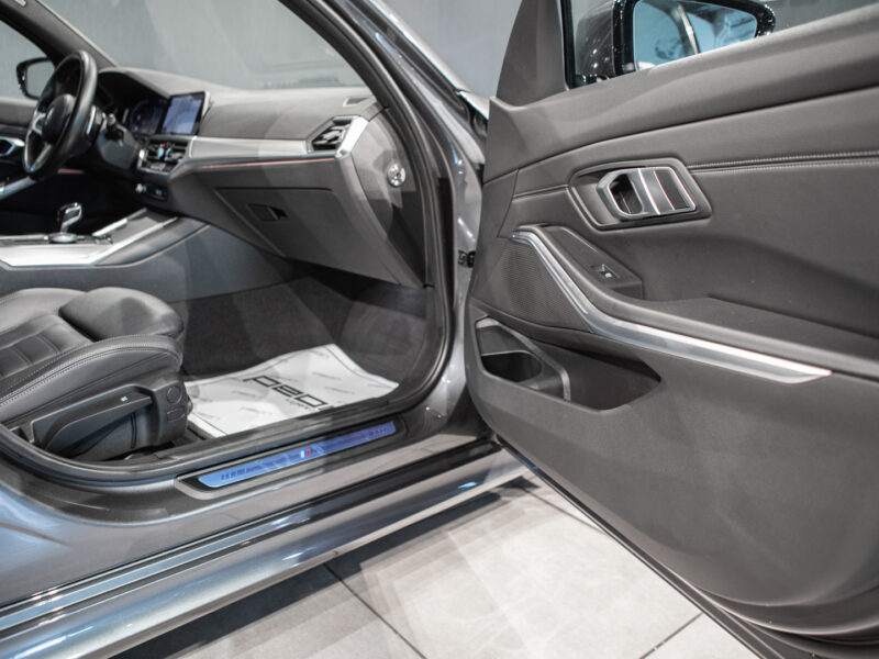 BMW 320d Touring xDrive M-Sport