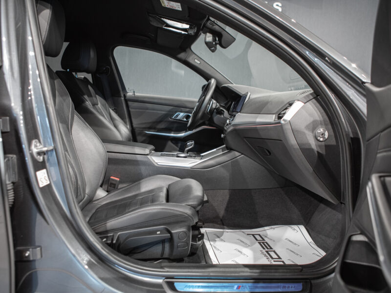 BMW 320d Touring xDrive M-Sport