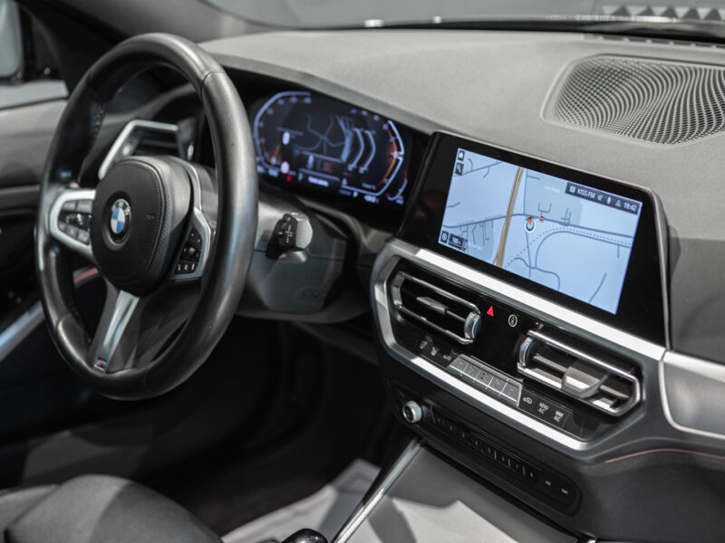 BMW 320d Touring xDrive M-Sport