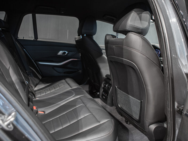 BMW 320d Touring xDrive M-Sport