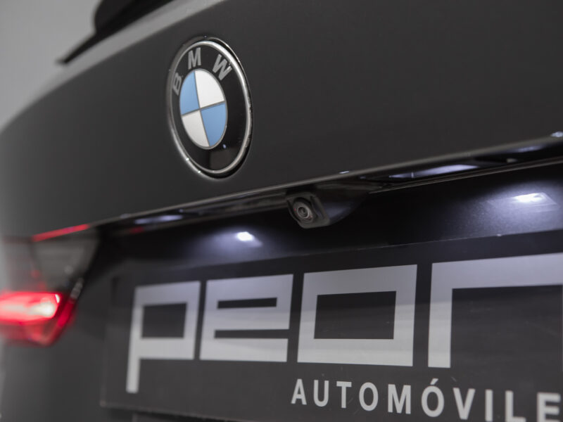 BMW 320d Touring xDrive M-Sport