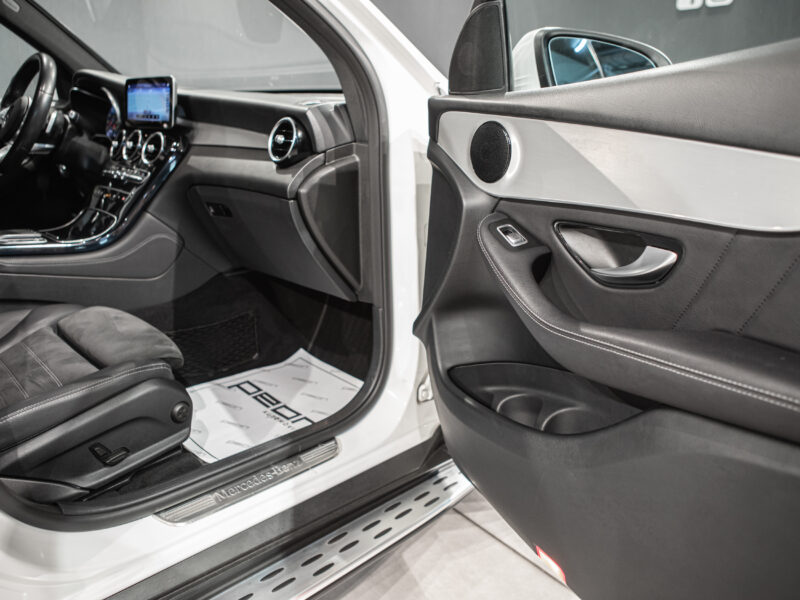 Mercedes-Benz GLC 200 4M 9G AMG