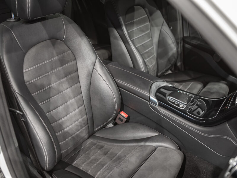 Mercedes-Benz GLC 200 4M 9G AMG
