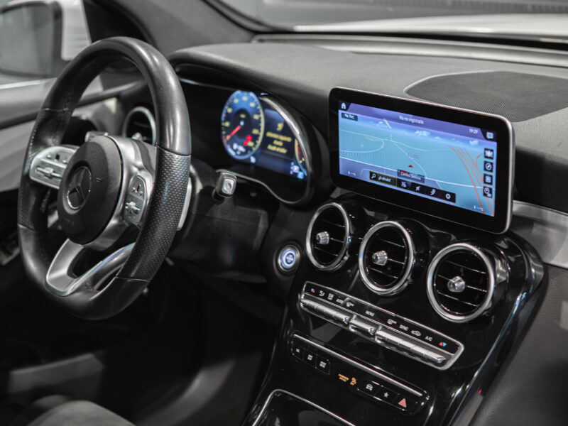Mercedes-Benz GLC 200 4M 9G AMG