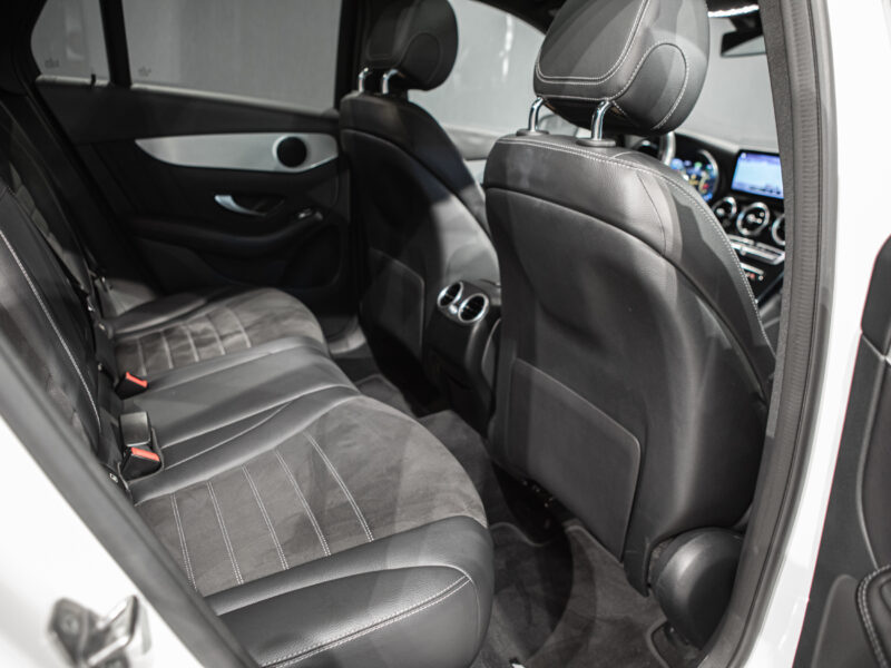 Mercedes-Benz GLC 200 4M 9G AMG