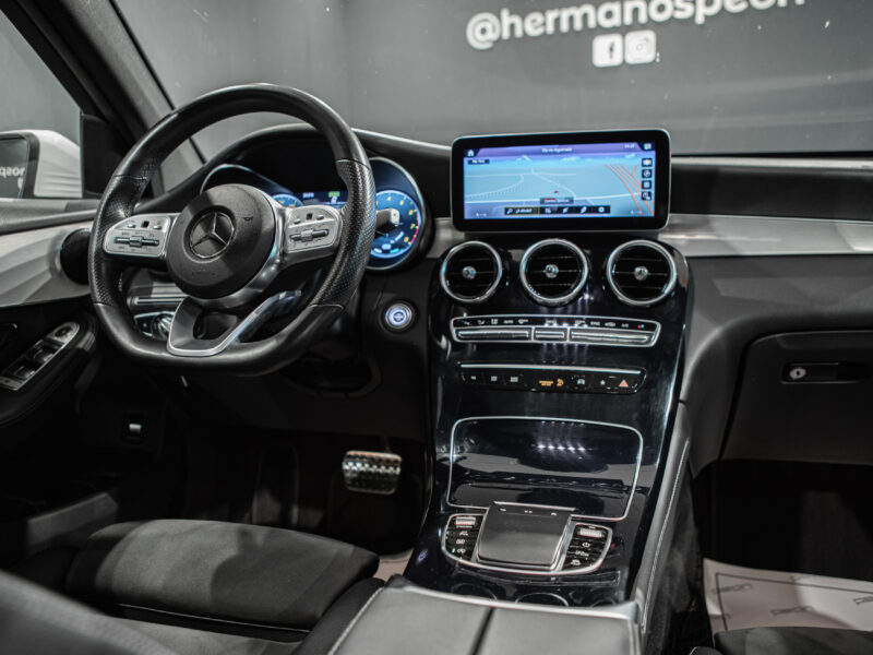 Mercedes-Benz GLC 200 4M 9G AMG