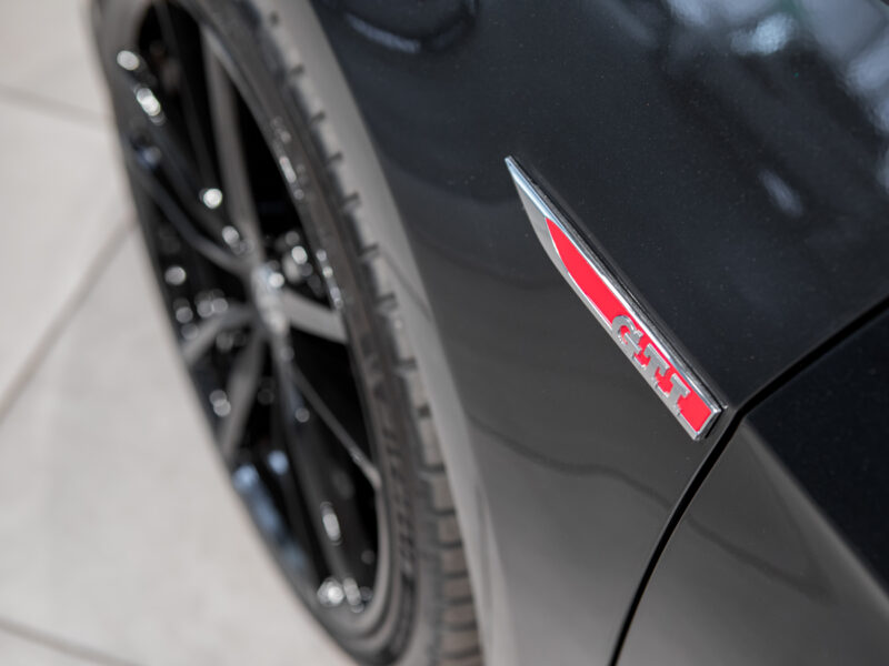 VW Golf 7.5 GTI Performance DSG7 5p