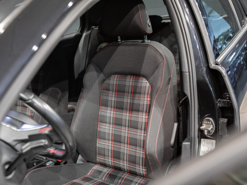 VW Golf 7.5 GTI Performance DSG7 5p