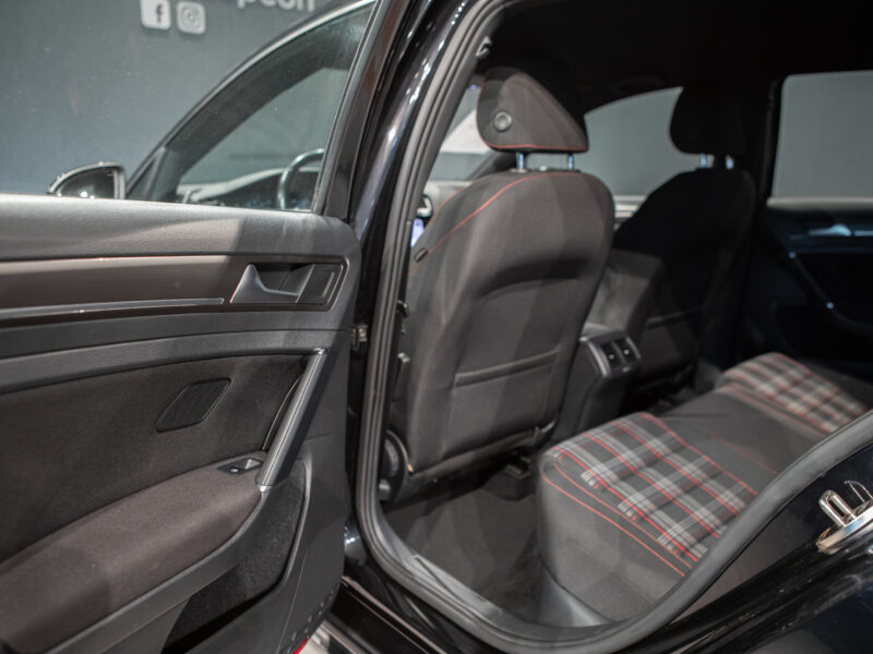 VW Golf 7.5 GTI Performance DSG7 5p